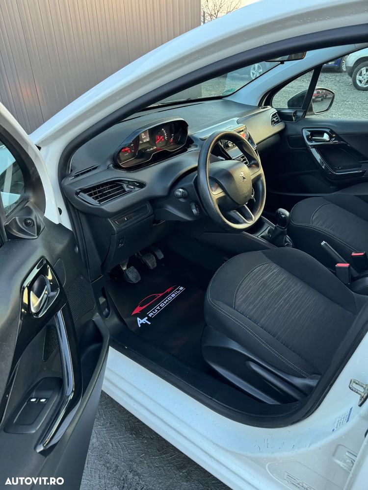 Peugeot 208 PureTech 68 Urban Move - 7