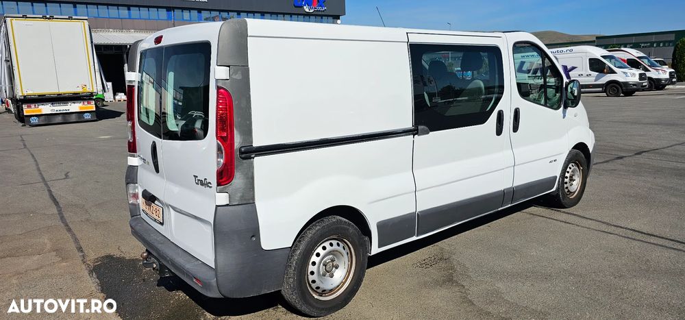 Opel Vivaro - 3