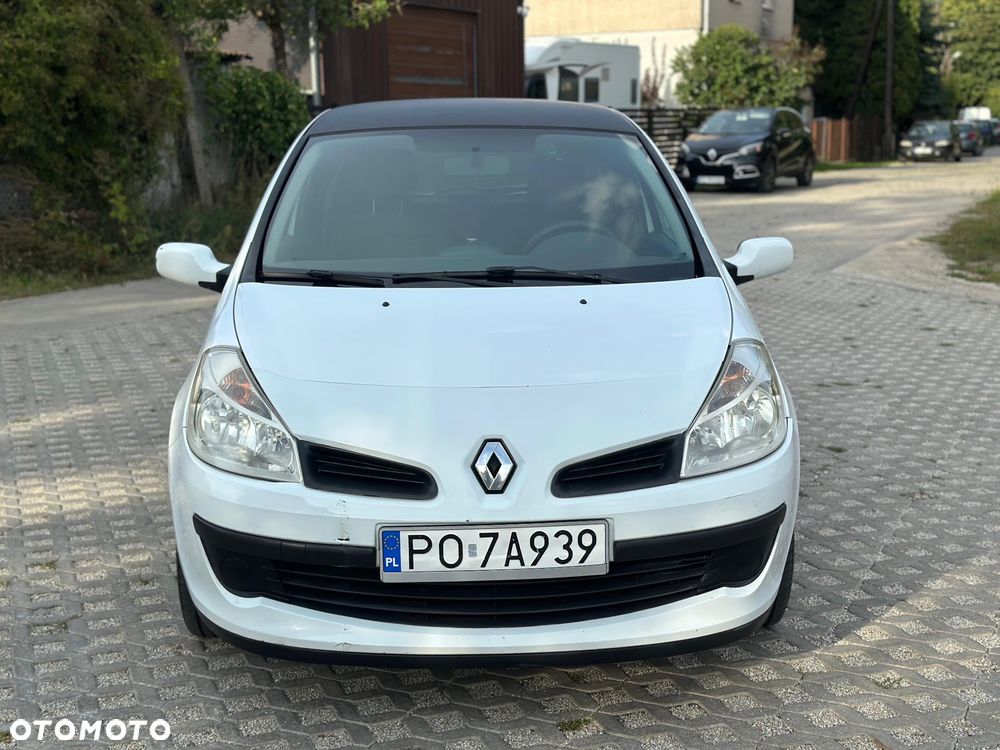 Renault Clio - 8