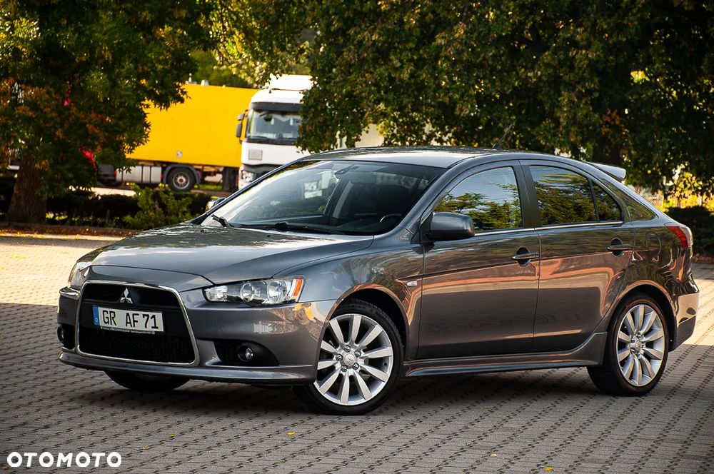 Mitsubishi Lancer 1.8 Intense - 13