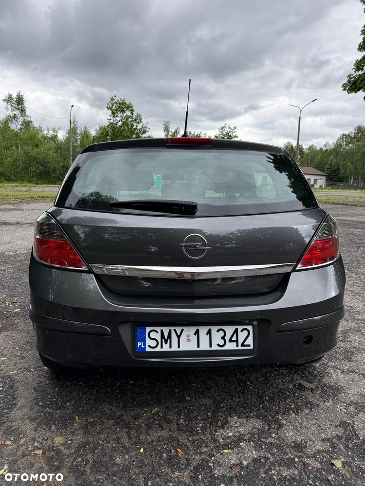 Opel Astra 1.6 NAVI - 8