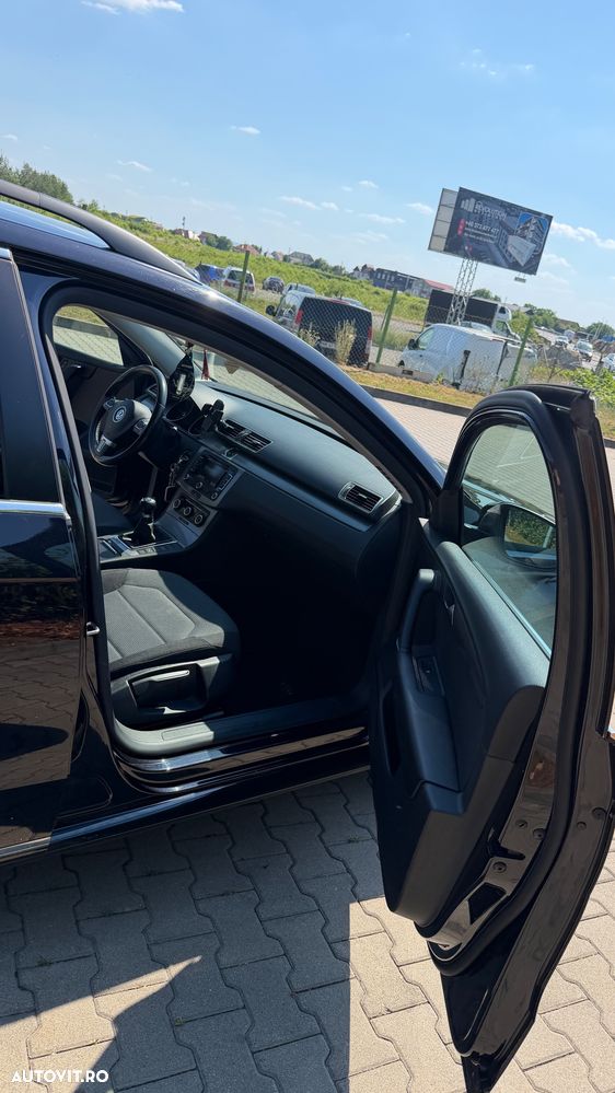 Volkswagen Passat 2.0 TDI BlueMotion Technology Comfortline - 4