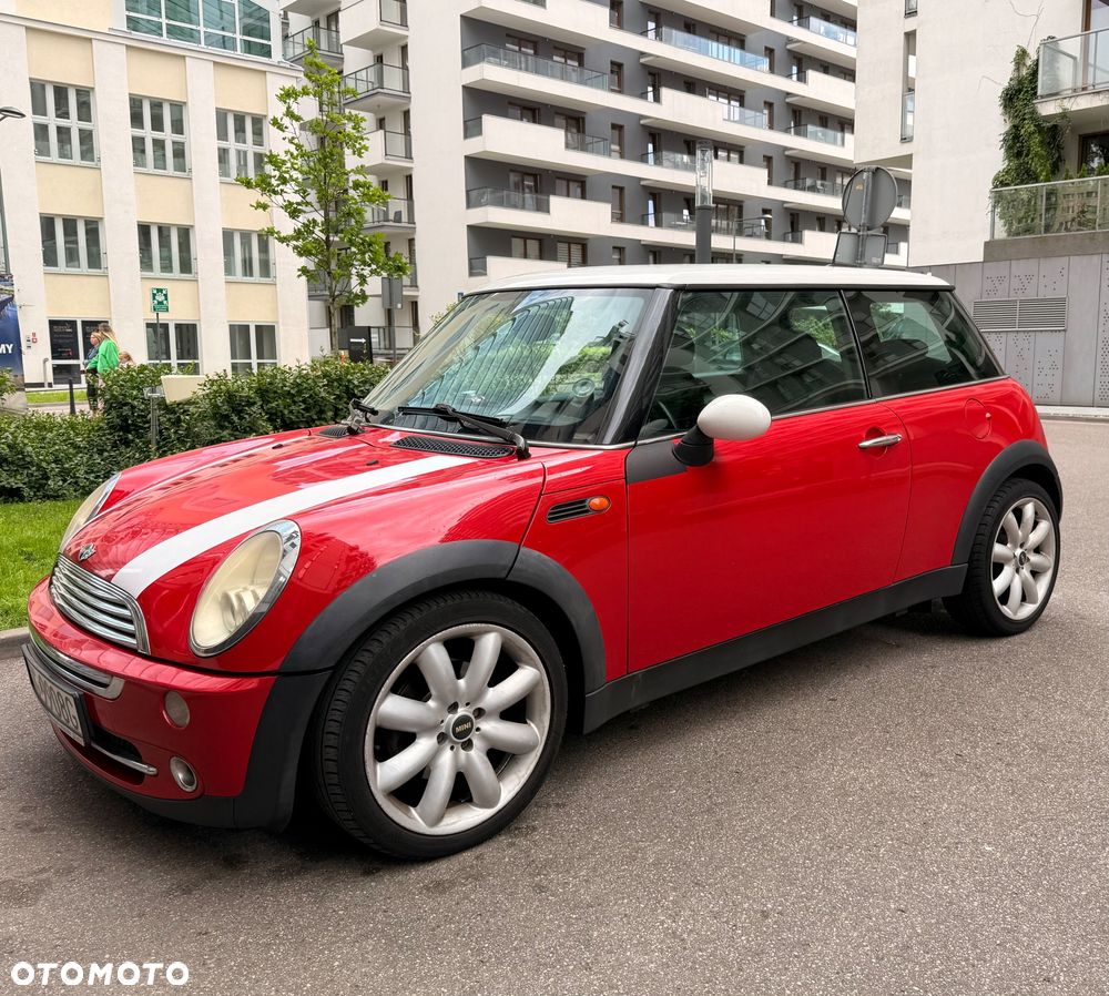 MINI Cooper Standard - 1