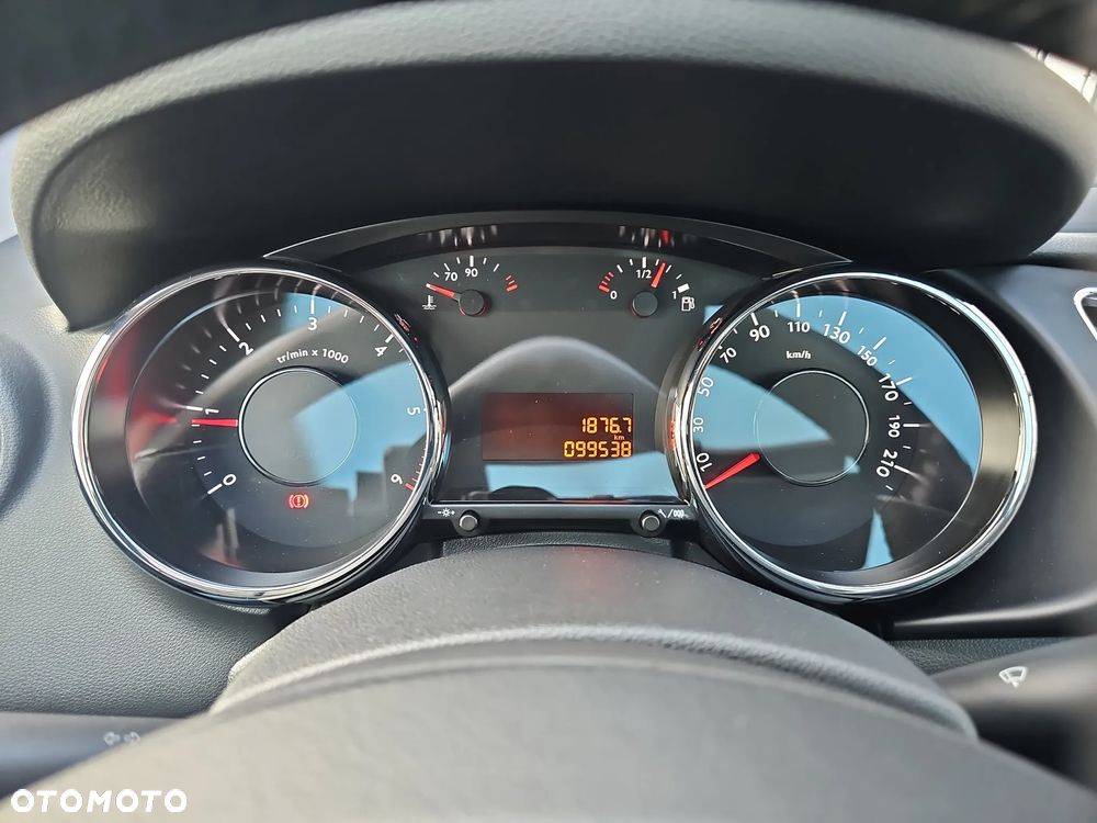 Peugeot 3008 1.6 HDi Style - 10