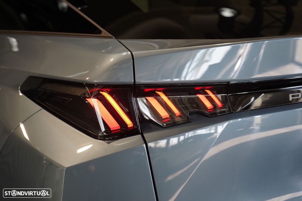 Peugeot 3008 1.2 Hybrid Allure e-DCS6 - 43