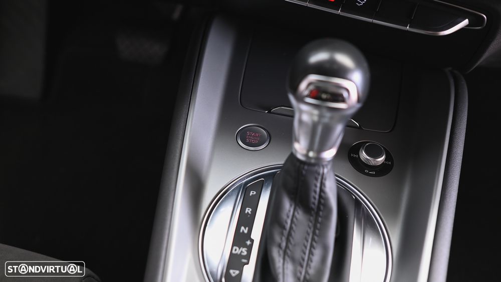Audi TT Coupé 2.0 TFSI quattro S tronic - 48