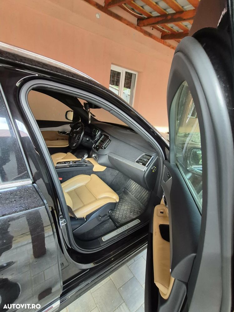 Volvo XC 90 D5 AWD Inscription - 8