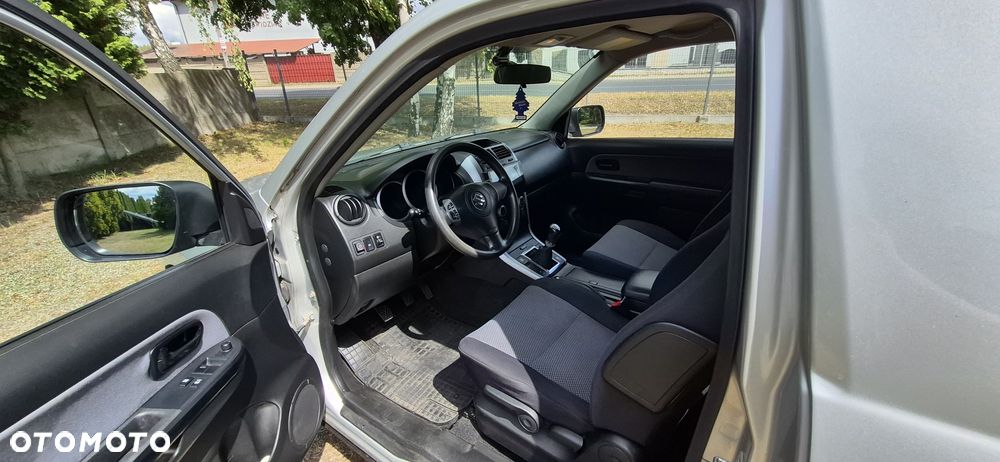 Suzuki Grand Vitara - 5