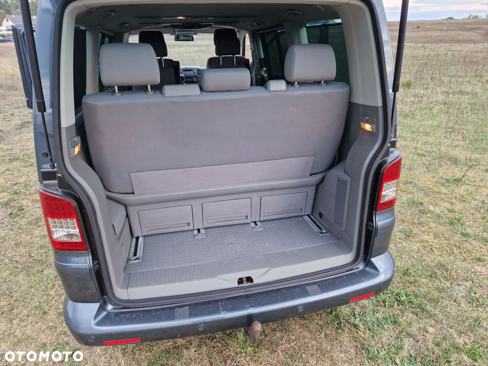 Volkswagen Multivan - 29