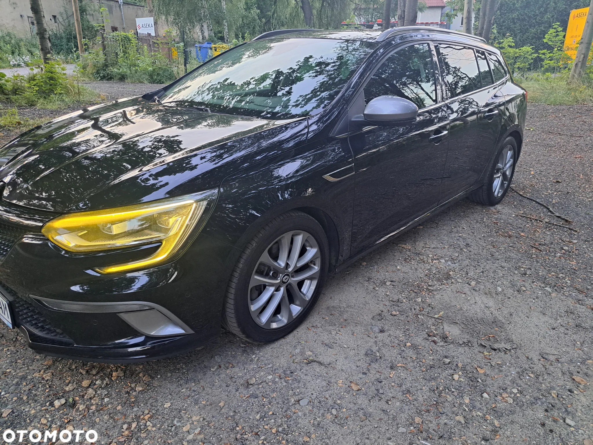 Renault Megane Grandtour ENERGY dCi 165 EDC GT LINE - 31