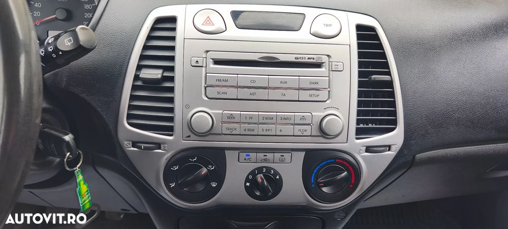 Hyundai i20 1.2 Edition Plus - 26