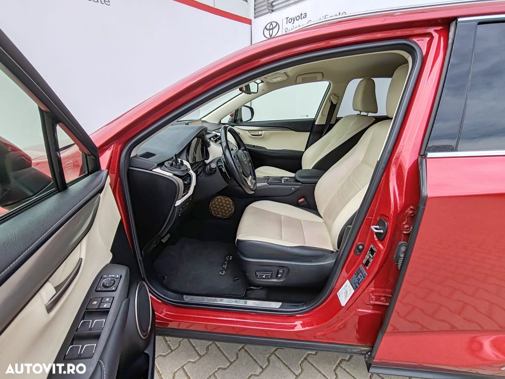 Lexus Seria NX - 7