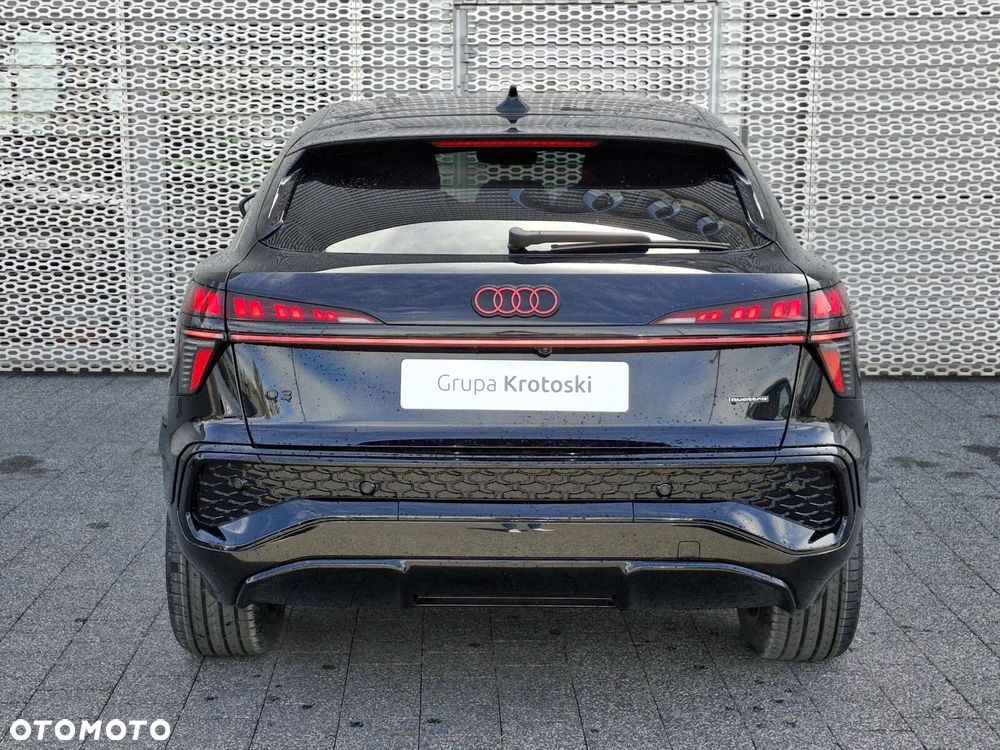 Audi Q3 Sportback - 5
