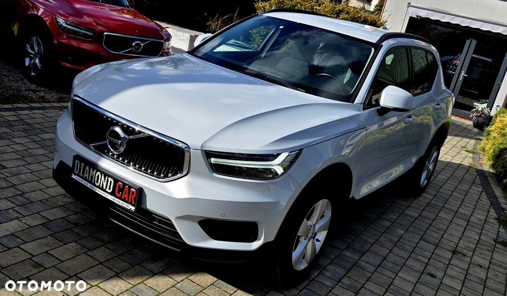 Volvo XC 40 D3 Momentum Pro - 2