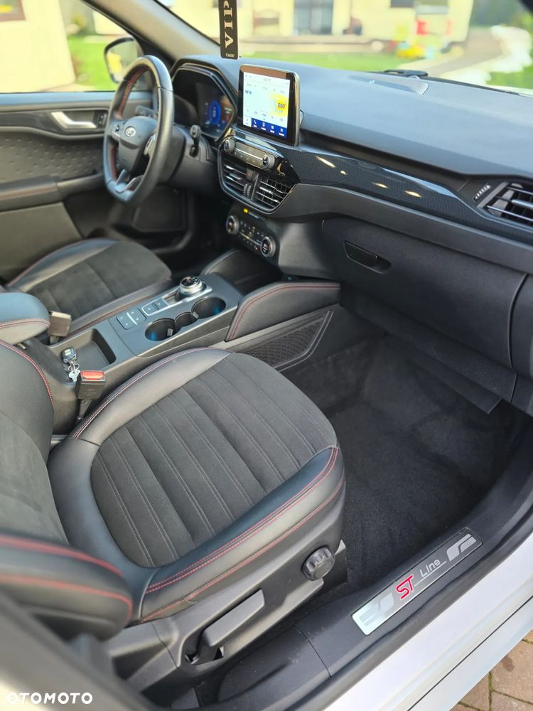 Ford Kuga 2.5 Duratec PHEV ST-LINE - 11