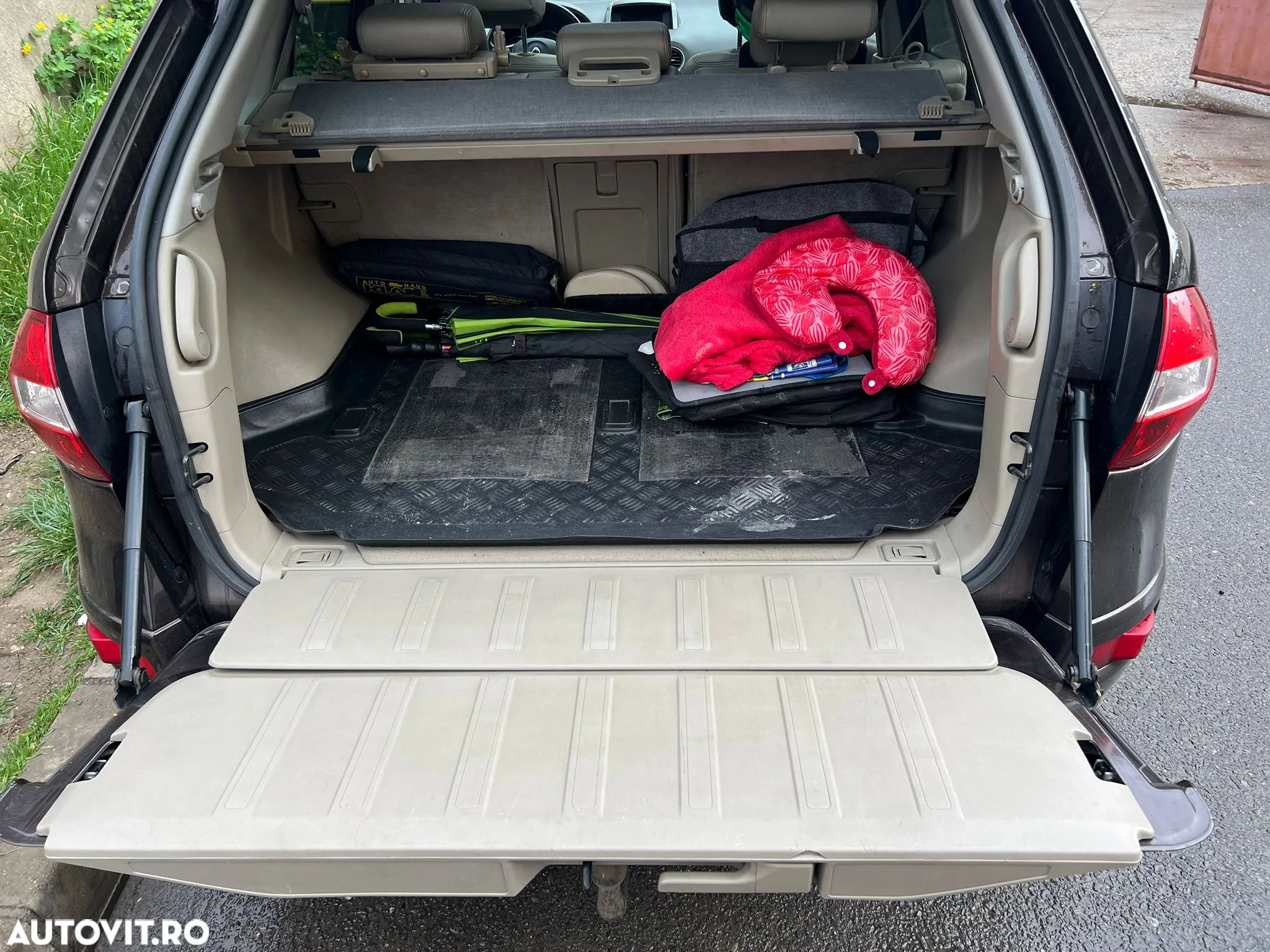 Renault Koleos dCi 175 FAP 4x4 Aut. Night and Day - 11
