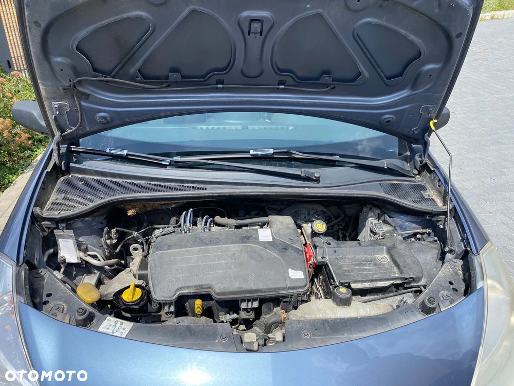 Renault Clio 1.2 16V Authentique - 3