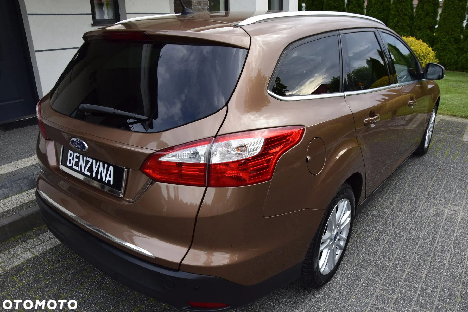 Ford Focus Turnier 1.0 EcoBoost Start-Stopp-System TITANIUM - 18