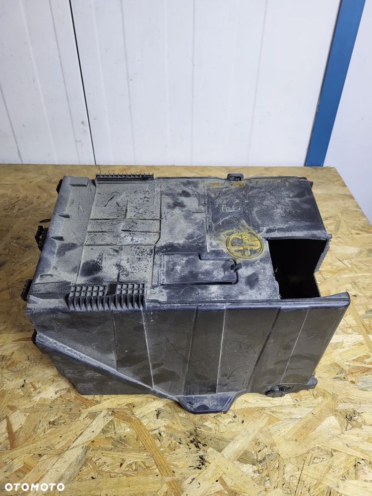 Obudowa akumulatora Peugeot Partner III 3008 I 5008 I - 1