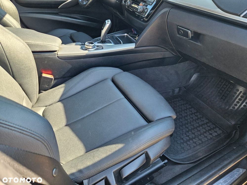 BMW Seria 3 318i GPF Sport Line - 19