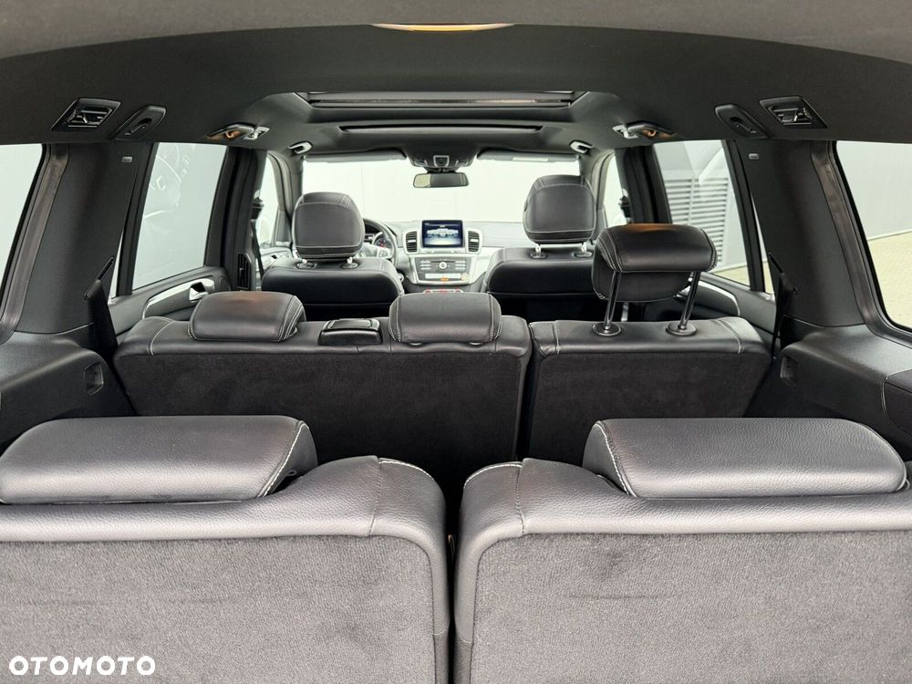 Mercedes-Benz GLS 350 d 4-Matic - 34