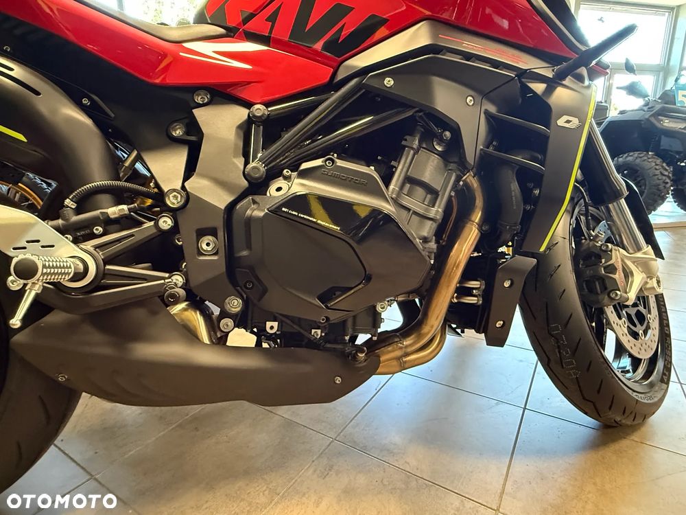 QJMOTOR SRK 921 - 8
