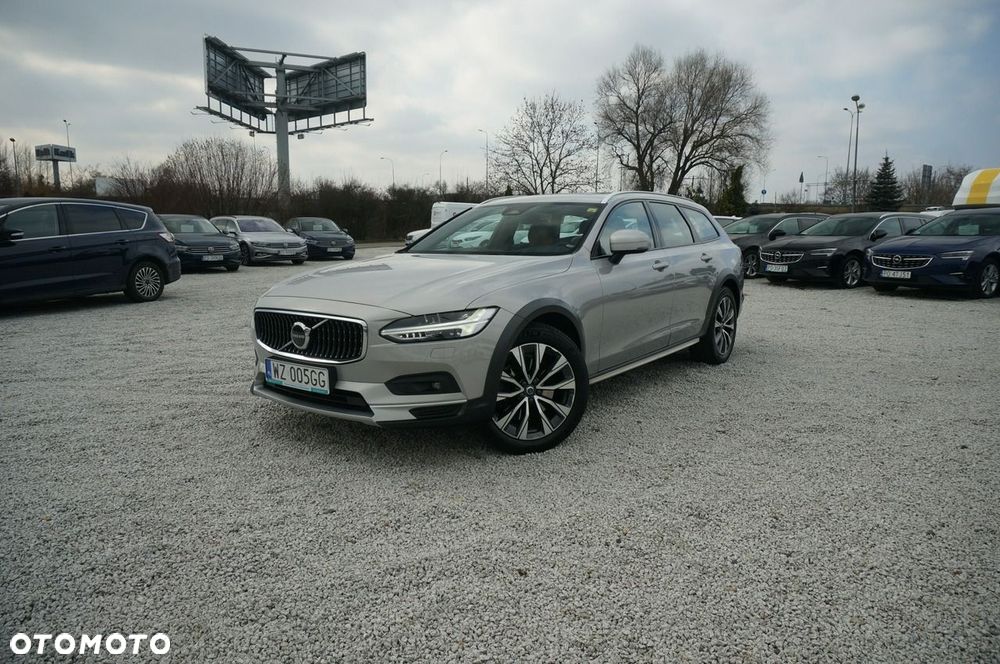 Volvo V90 Cross Country B5 D AWD Ultimate - 4