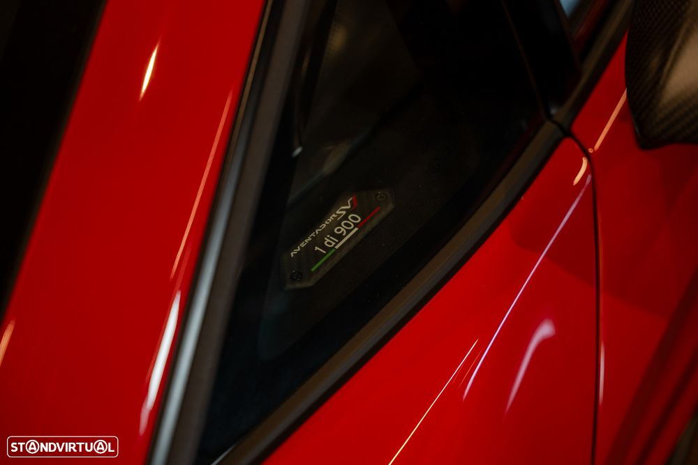 Lamborghini Aventador SVJ - 32