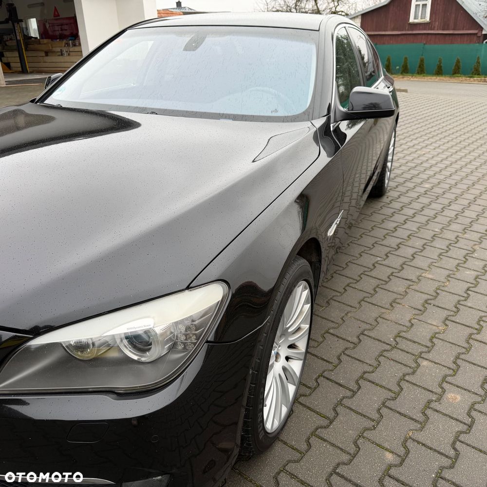 BMW Seria 7 740d xDrive - 4