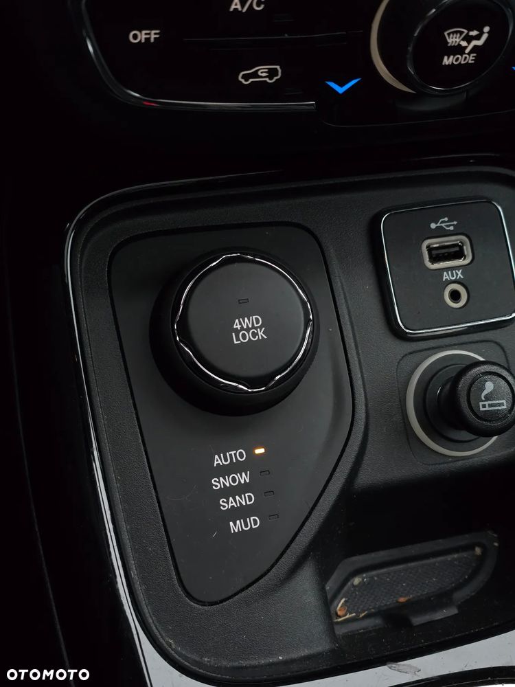 Jeep Compass 1.4 TMair Limited 4WD S&S - 32