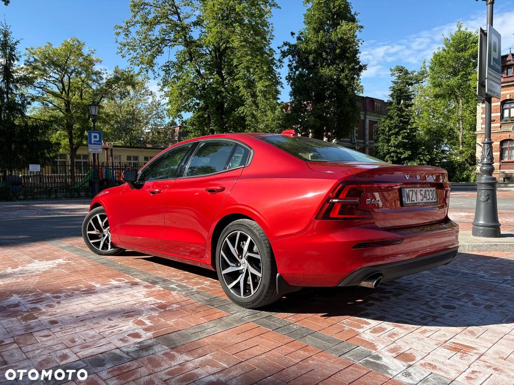 Volvo S60 T5 Momentum Pro - 7