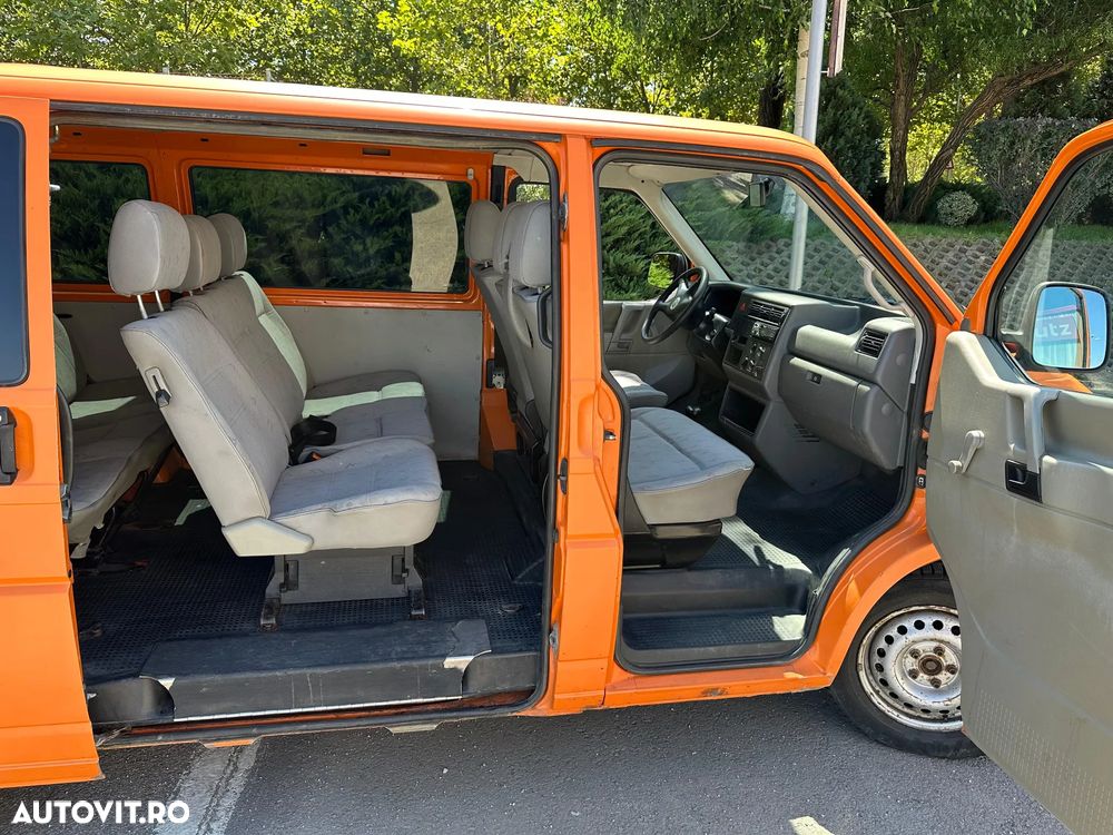 Volkswagen Transporter - 11