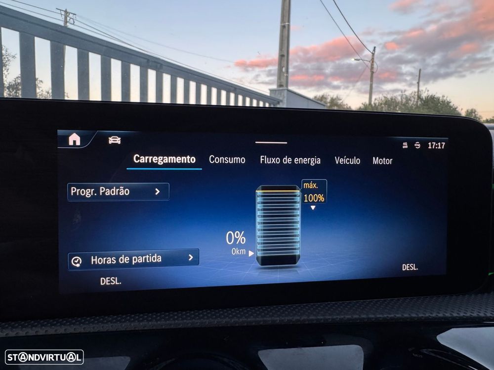 Mercedes-Benz A 250 e AMG Line - 12