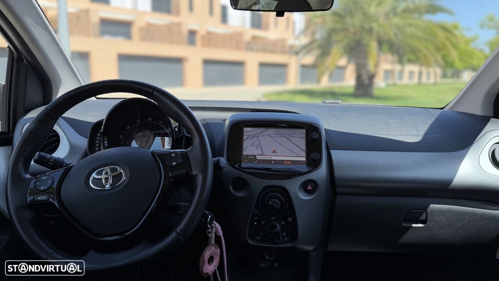 Toyota Aygo 1.0 X-Play - 7