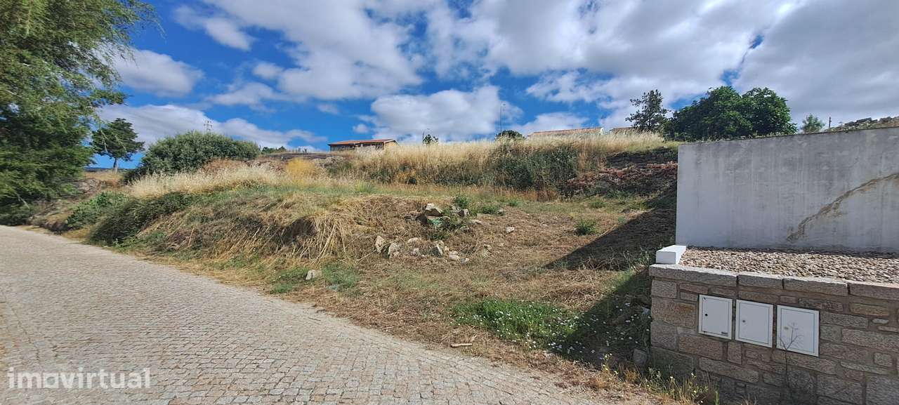 Terreno para construção, Bairro Verde, Miranda do Douro - Grande imagem: 3/25