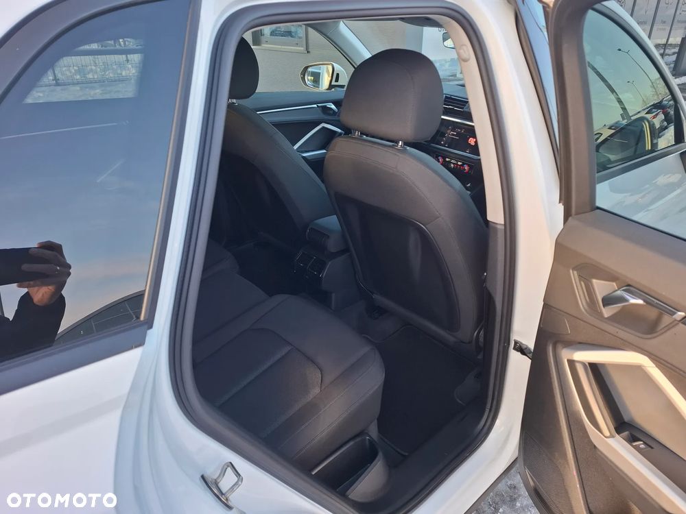 Audi Q3 35 TFSI S tronic - 10
