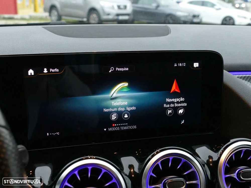 Mercedes-Benz GLA 180 d AMG Line - 21