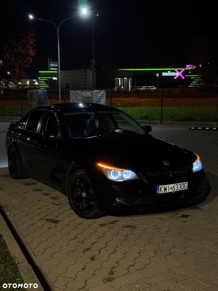 BMW Seria 5 520i - 1