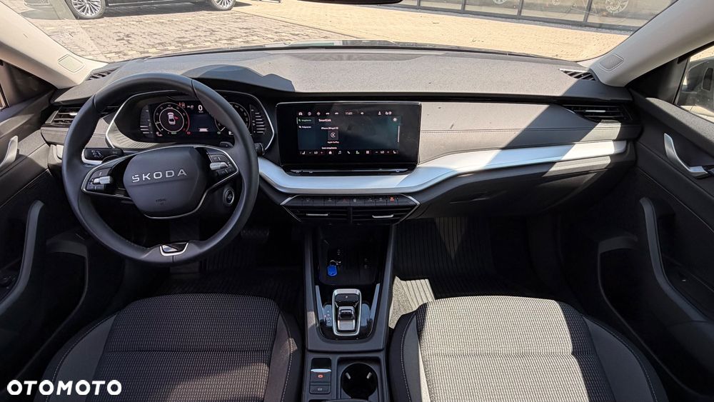 Skoda Octavia 1.5 TSI mHEV Edition 130 Selection DSG - 10