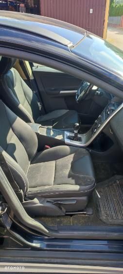 Volvo XC 60 2.4D AWD - 9
