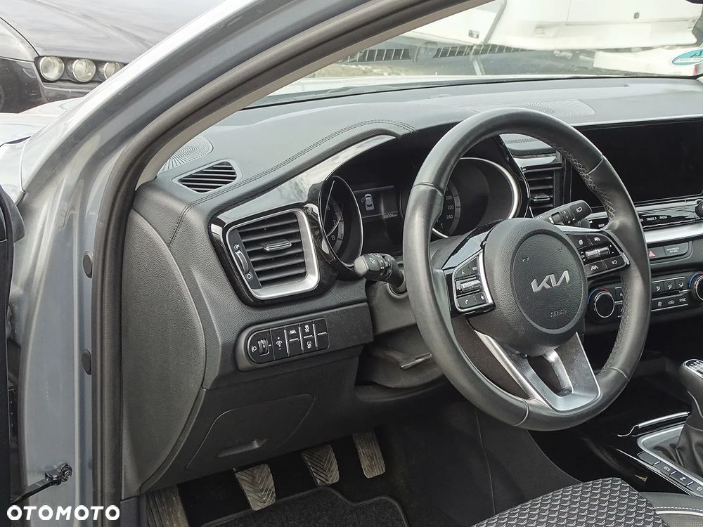 Kia XCeed 1.5 T-GDI L - 13