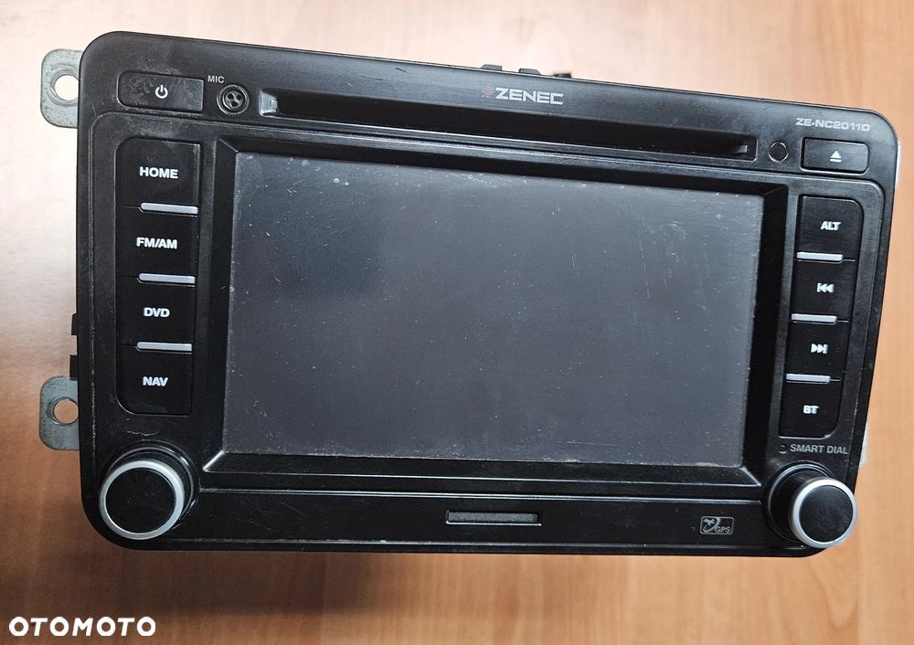 Radio model Zenec ->Skoda Octavia II - 1