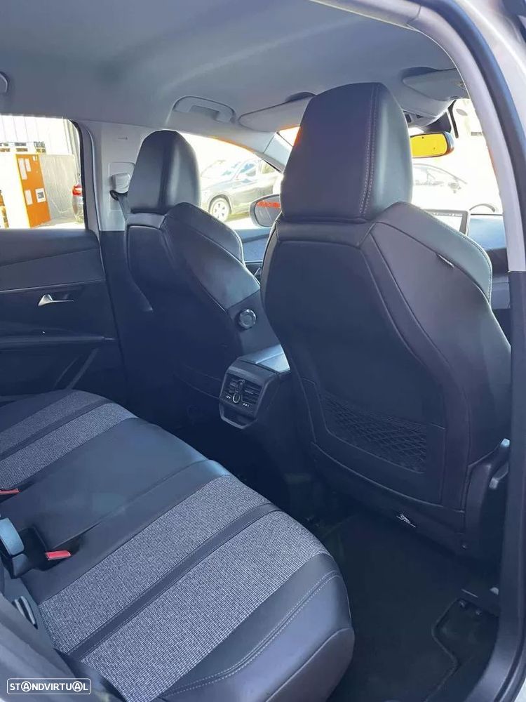 Peugeot 3008 1.5 BlueHDi Allure - 18