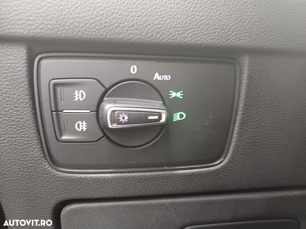 Volkswagen Passat 2.0 TDI DSG Highline - 11