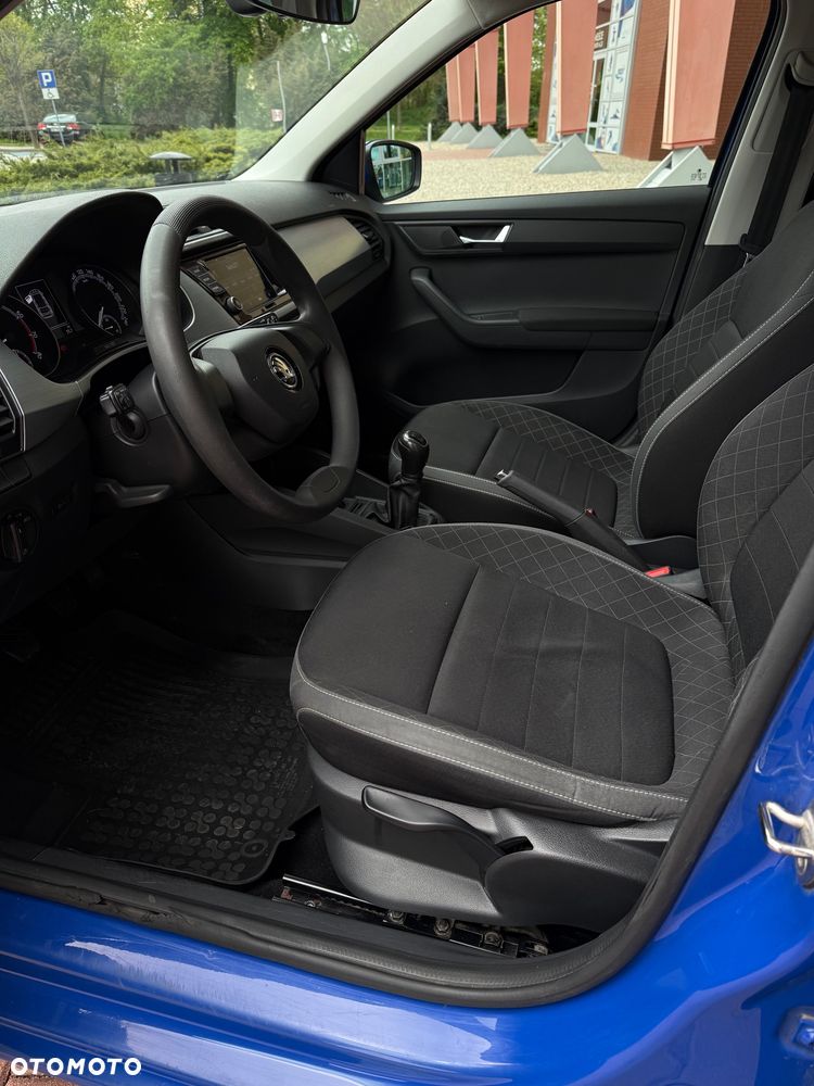 Skoda Fabia 1.0 Ambition - 11