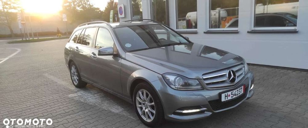 Mercedes-Benz Klasa C 200 CDI BlueEff Avantgarde - 17
