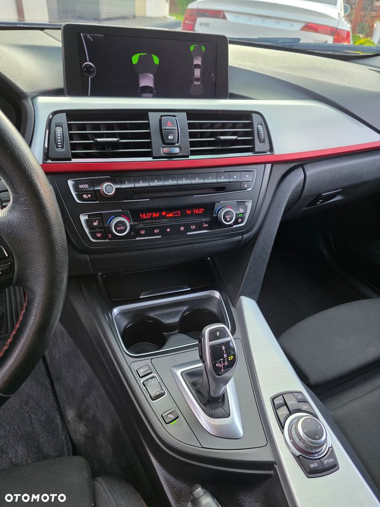 BMW Seria 3 - 23