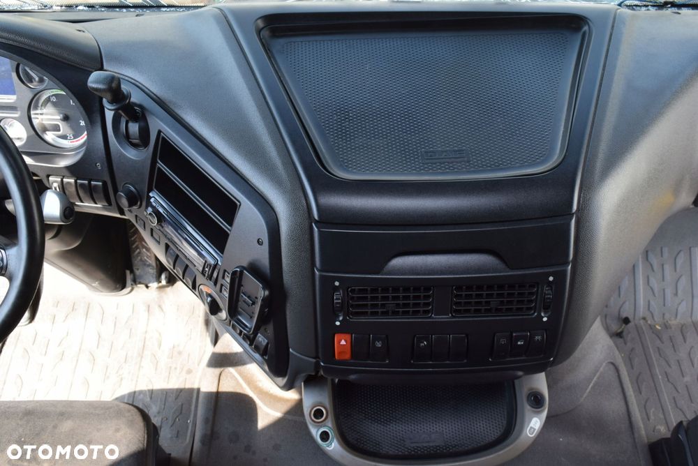 PRZEKŁADKA Z ANGLIKA DAF XF 105 KOMPLETNA KONSOLA - 6