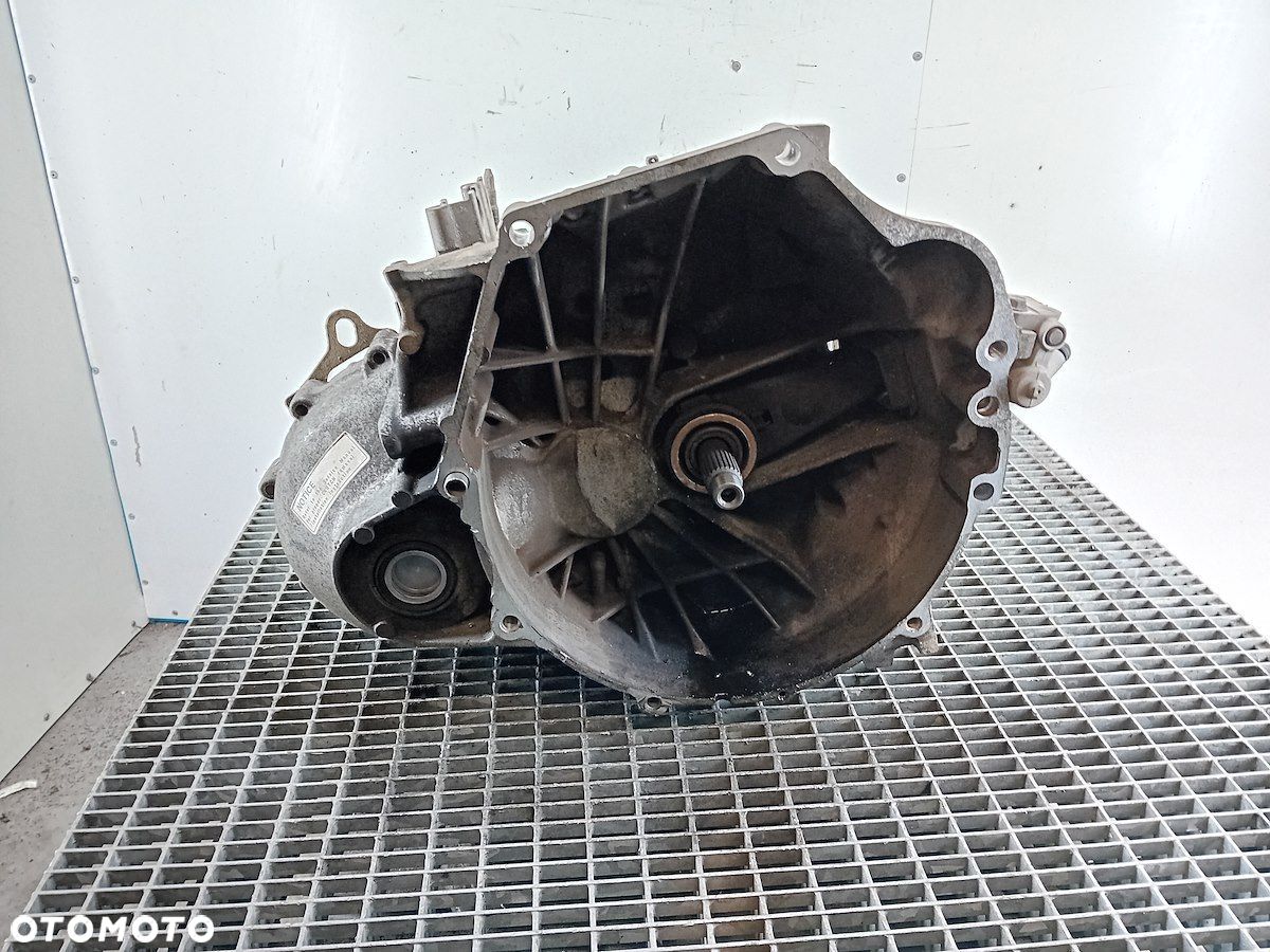 SKRZYNIA BIEGÓW MANUALNA HONDA FR-V 2.2 I-CTDI JVF7-1001328 - 1
