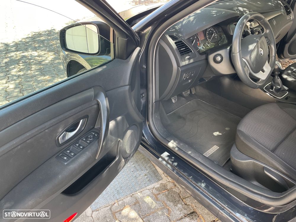 Renault Laguna dCi 110 FAP Emotion - 19